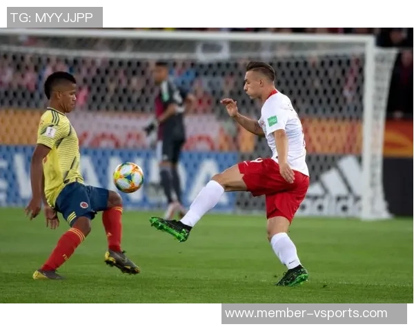 波兰足球球星的辉煌历程与对世界足球的影响分析