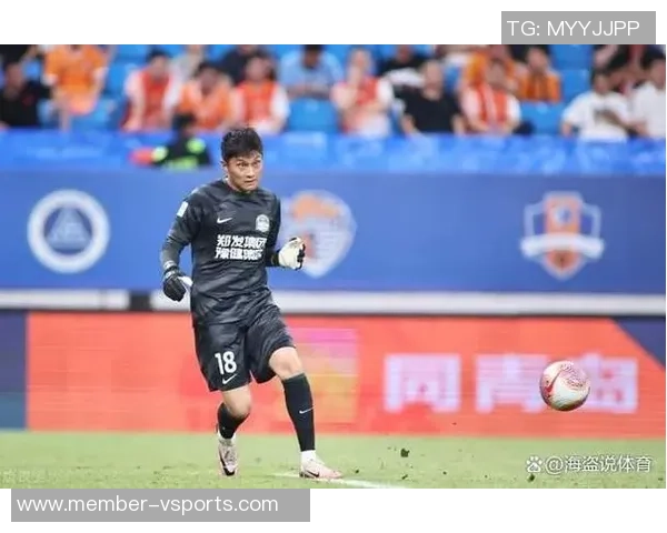 王国明足球：激情与梦想交织的绿茵场传奇之路